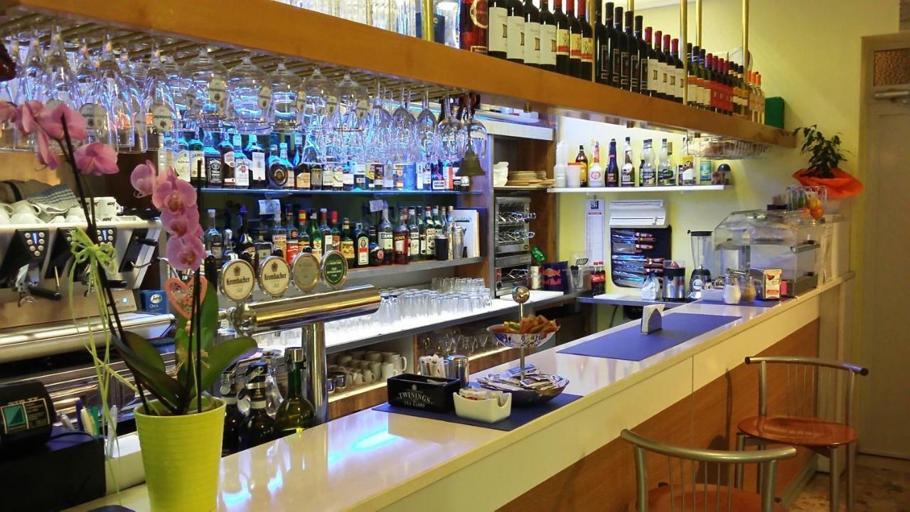 Hotel Garni Tahiti Bibione Eksteriør billede